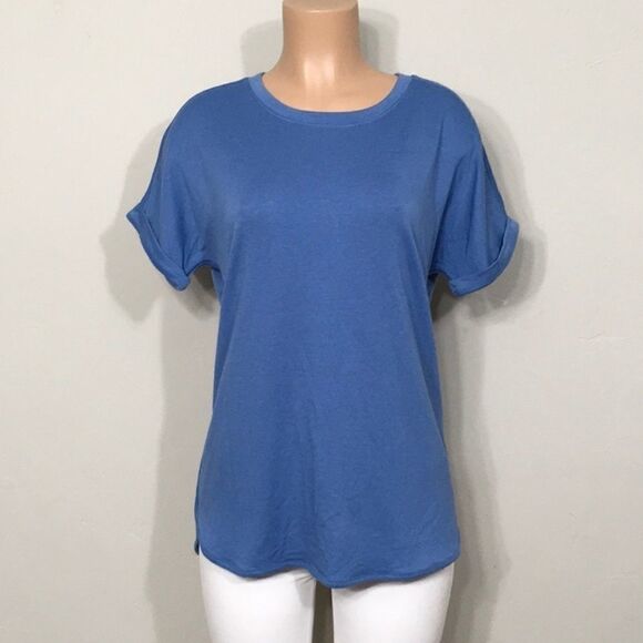 Blue lightweight summer top. New - Picture 2 of 8